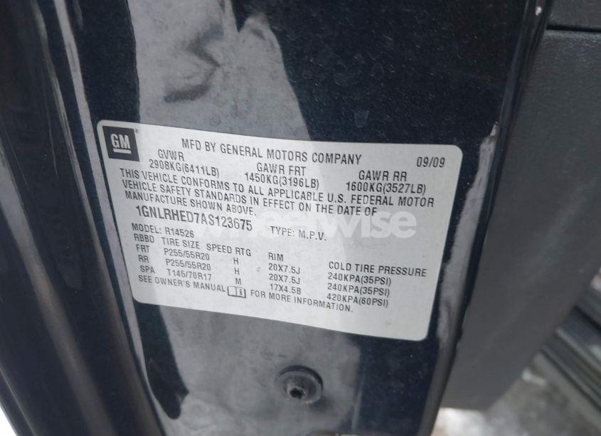 Photo 9 of 2010 Chevrolet Traverse LTZ (VIN 1GNLRHED7AS123675)