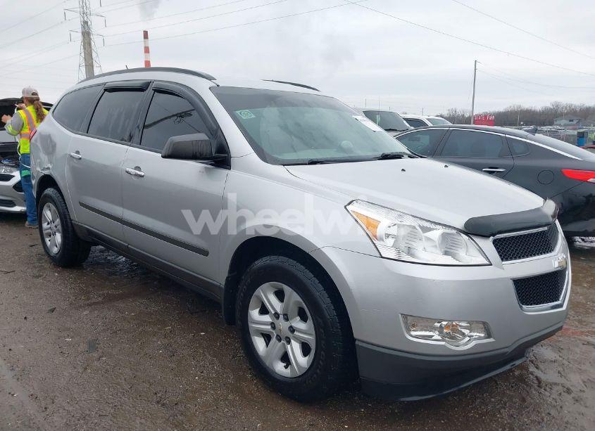 2010 Chevrolet Traverse LS (VIN 1GNLVEED4AJ266924) main photo