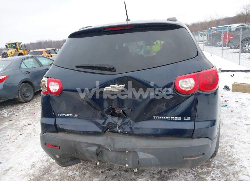 Photo 15 of 2010 Chevrolet Traverse LS (VIN 1GNLVEED6AS106800)