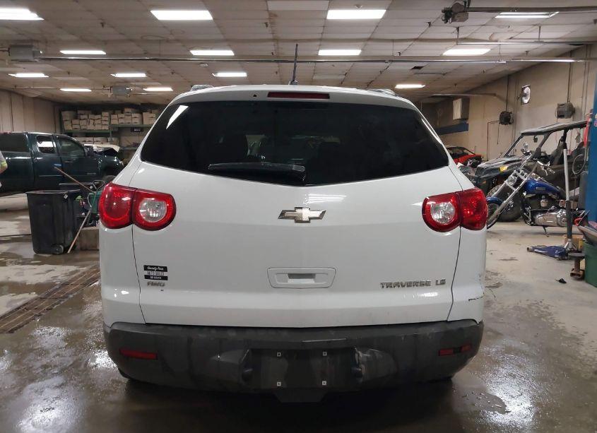 Photo 16 of 2010 Chevrolet Traverse LS (VIN 1GNLVEED6AS134421)