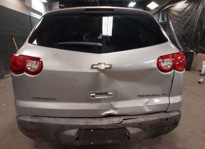 Photo 17 of 2010 Chevrolet Traverse LT (VIN 1GNLVFED0AS114381)