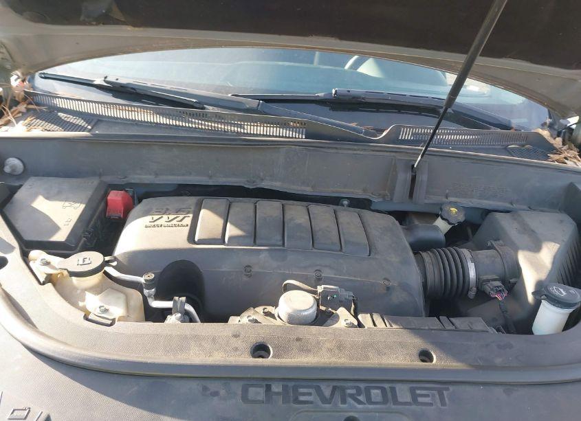 Photo 10 of 2010 Chevrolet Traverse LT (VIN 1GNLVFED0AS151799)