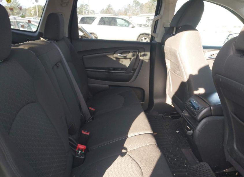 Photo 8 of 2010 Chevrolet Traverse LT (VIN 1GNLVFED0AS151799)