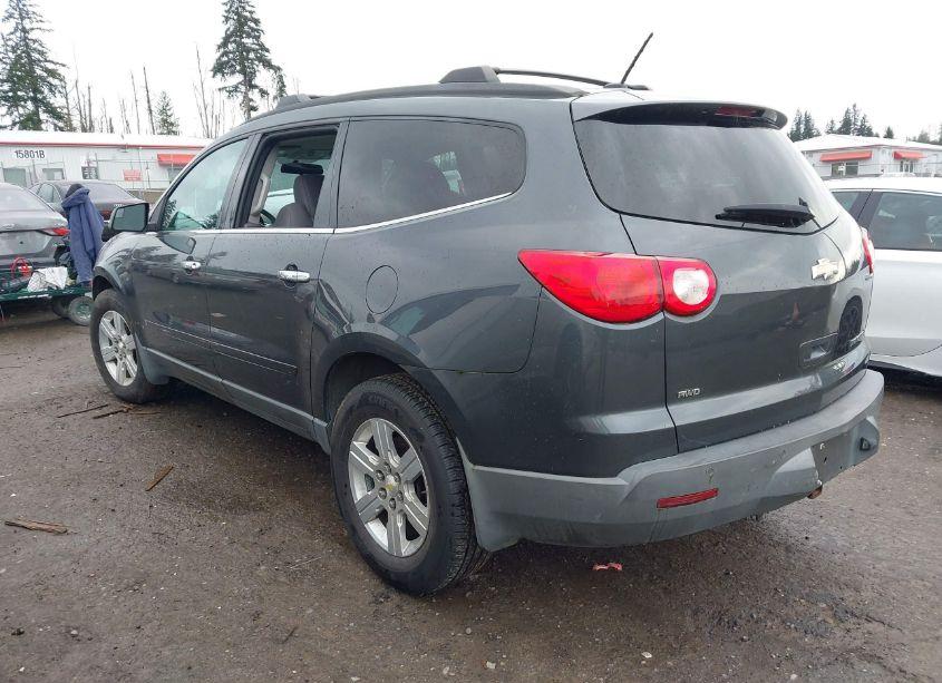 Photo 3 of 2010 Chevrolet Traverse LT (VIN 1GNLVFED1AS145123)