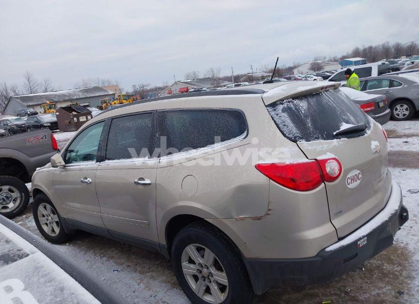 Photo 14 of 2010 Chevrolet Traverse LT (VIN 1GNLVFED2AJ209787)