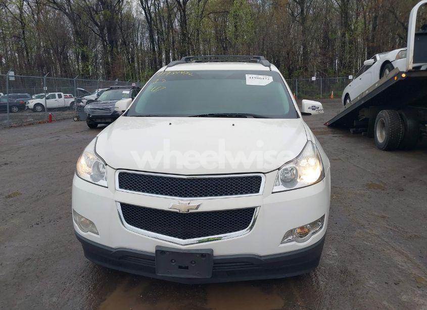 Photo 12 of 2010 Chevrolet Traverse LT (VIN 1GNLVFED2AJ209949)
