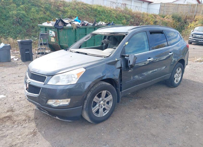 Photo 2 of 2010 Chevrolet Traverse LT (VIN 1GNLVFED2AJ268337)