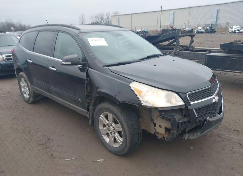 2010 Chevrolet Traverse LT (VIN 1GNLVFED2AS143767) main photo