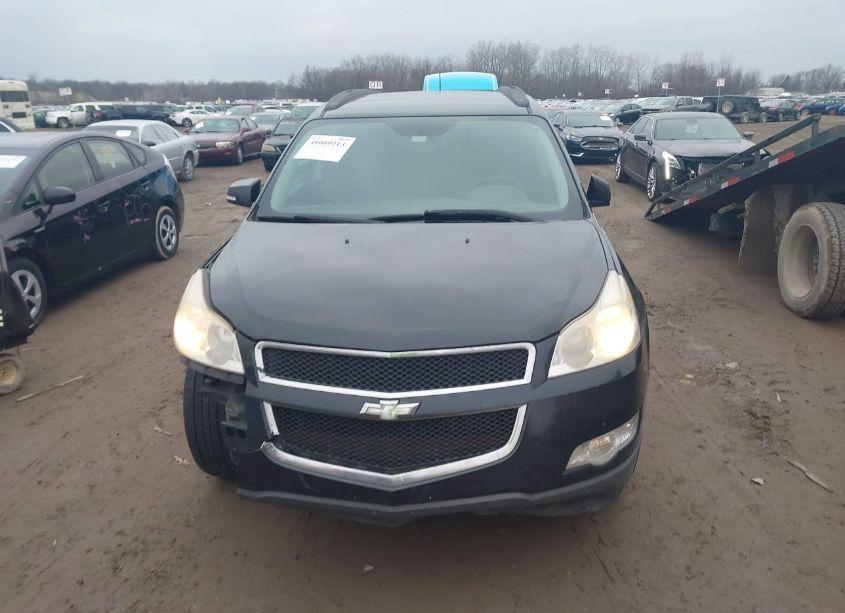 Photo 12 of 2010 Chevrolet Traverse LT (VIN 1GNLVFED2AS143767)