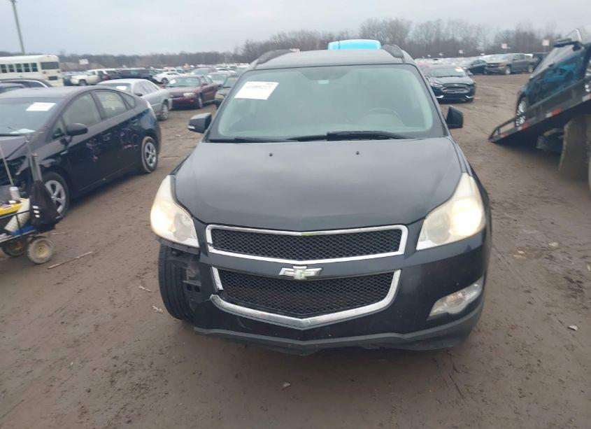 Photo 6 of 2010 Chevrolet Traverse LT (VIN 1GNLVFED2AS143767)