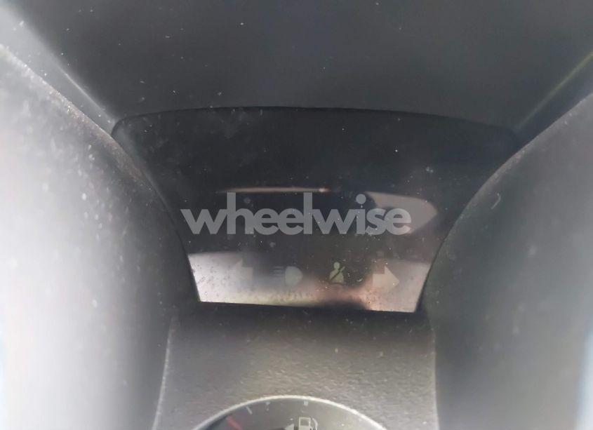 Photo 14 of 2010 Chevrolet Traverse LT (VIN 1GNLVFED2AS149827)