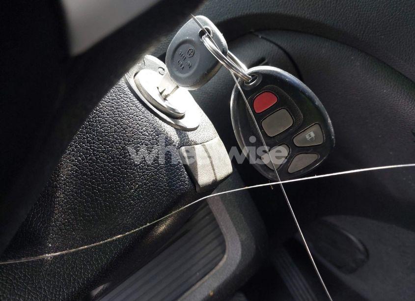 Photo 11 of 2010 Chevrolet Traverse LT (VIN 1GNLVFED2AS151254)