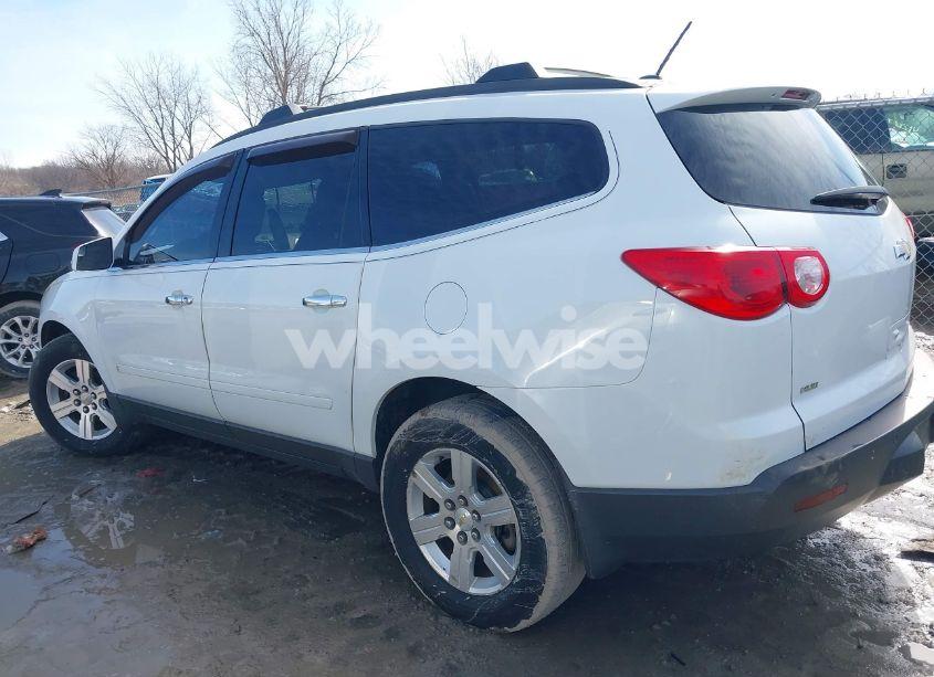 Photo 14 of 2010 Chevrolet Traverse LT (VIN 1GNLVFED2AS151254)