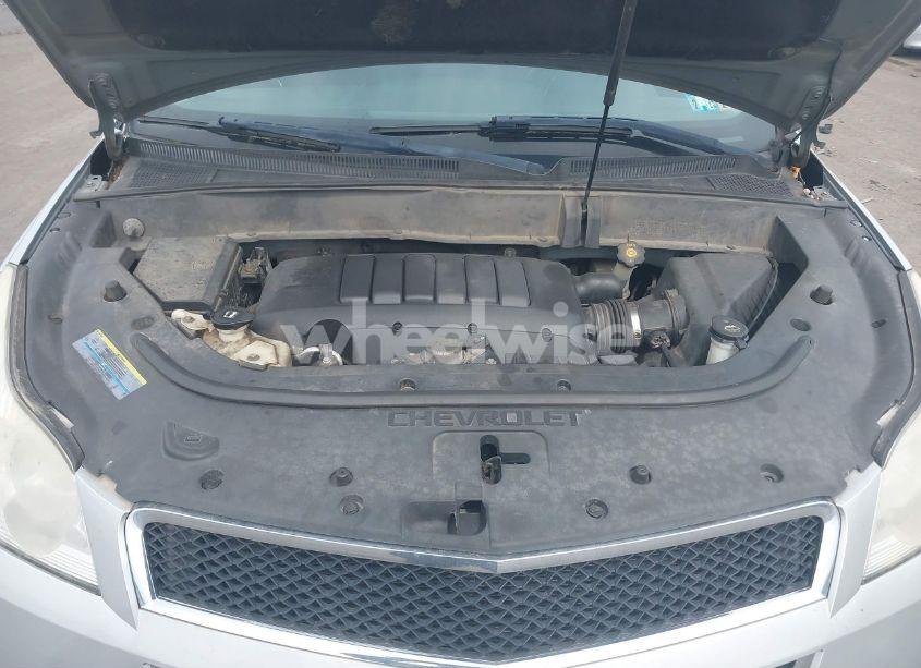 Photo 10 of 2010 Chevrolet Traverse LT (VIN 1GNLVFED4AS127361)