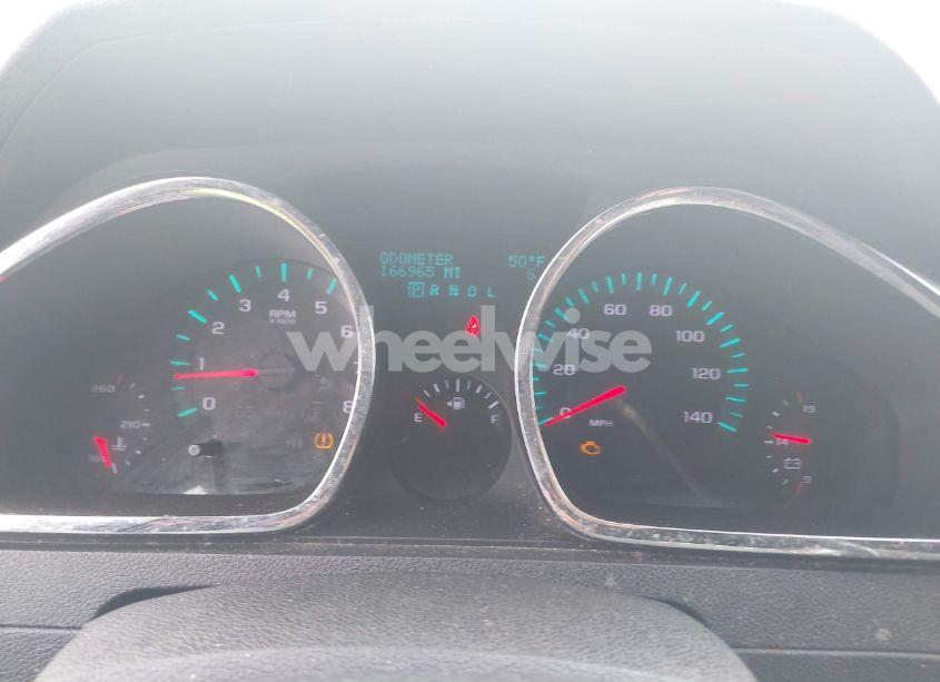 Photo 7 of 2010 Chevrolet Traverse LT (VIN 1GNLVFED4AS127361)