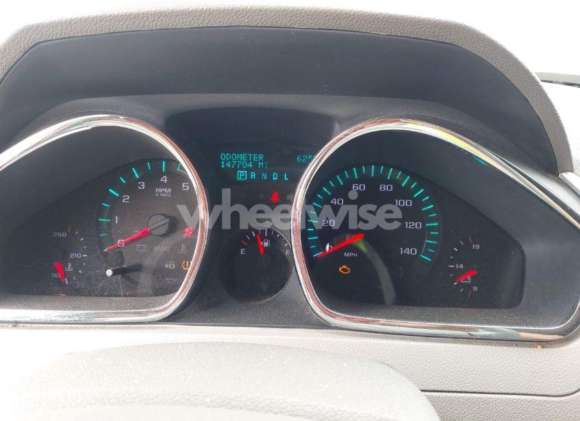 Photo 7 of 2010 Chevrolet Traverse LT (VIN 1GNLVFED6AJ263870)