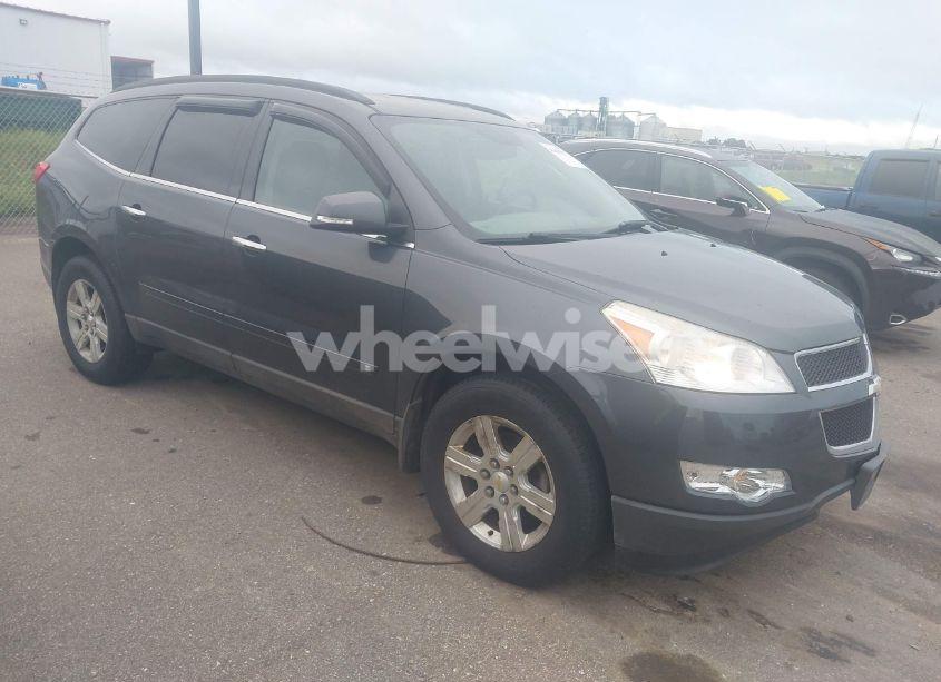 2010 Chevrolet Traverse LT (VIN 1GNLVFED6AS126650) main photo