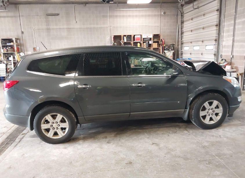Photo 14 of 2010 Chevrolet Traverse LT (VIN 1GNLVFED9AS121264)