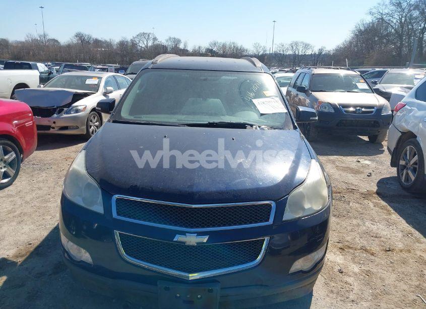 Photo 6 of 2010 Chevrolet Traverse LT (VIN 1GNLVFED9AS149291)
