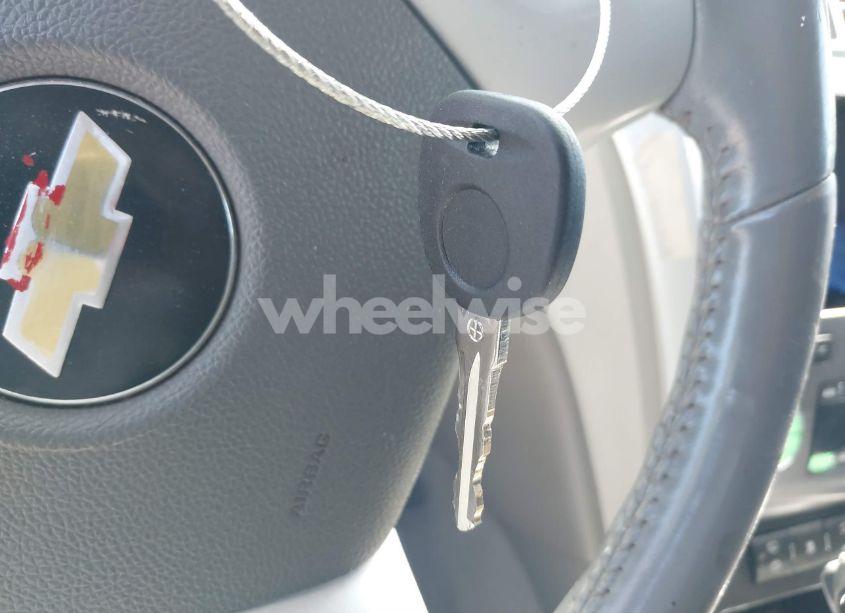 Photo 11 of 2010 Chevrolet Traverse LT (VIN 1GNLVGED0AJ258993)