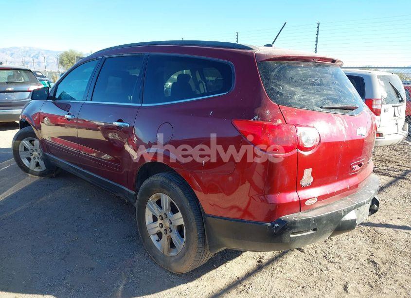 Photo 3 of 2010 Chevrolet Traverse LT (VIN 1GNLVGED0AJ258993)