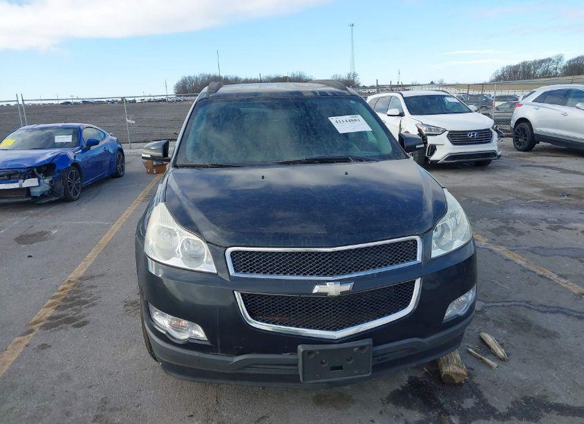 Photo 6 of 2010 Chevrolet Traverse LT (VIN 1GNLVGED1AJ223167)