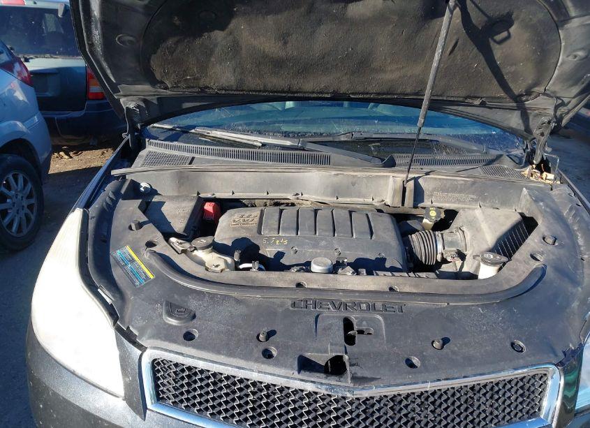 Photo 10 of 2010 Chevrolet Traverse LT (VIN 1GNLVGED2AJ240284)