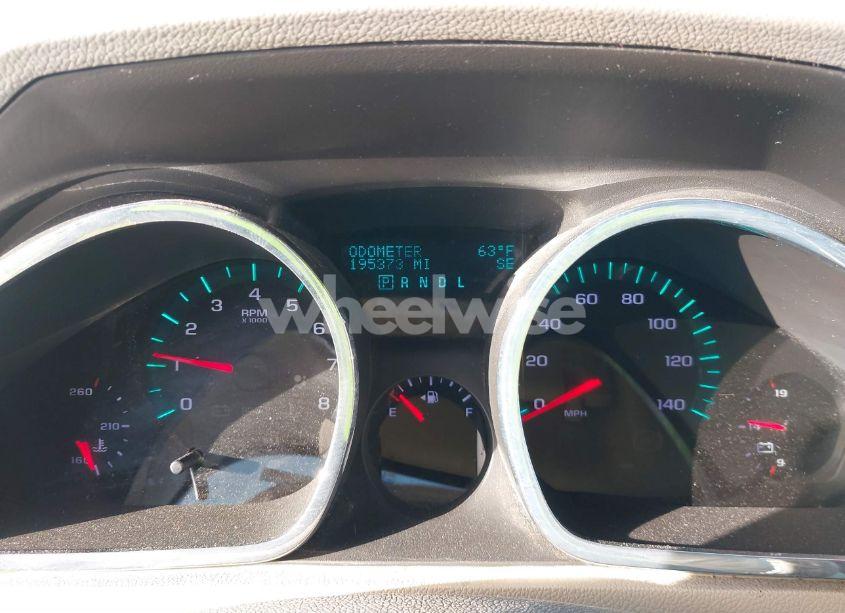 Photo 7 of 2010 Chevrolet Traverse LT (VIN 1GNLVGED3AJ207729)