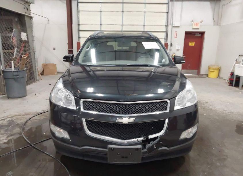 Photo 12 of 2010 Chevrolet Traverse LT (VIN 1GNLVGED5AJ261582)