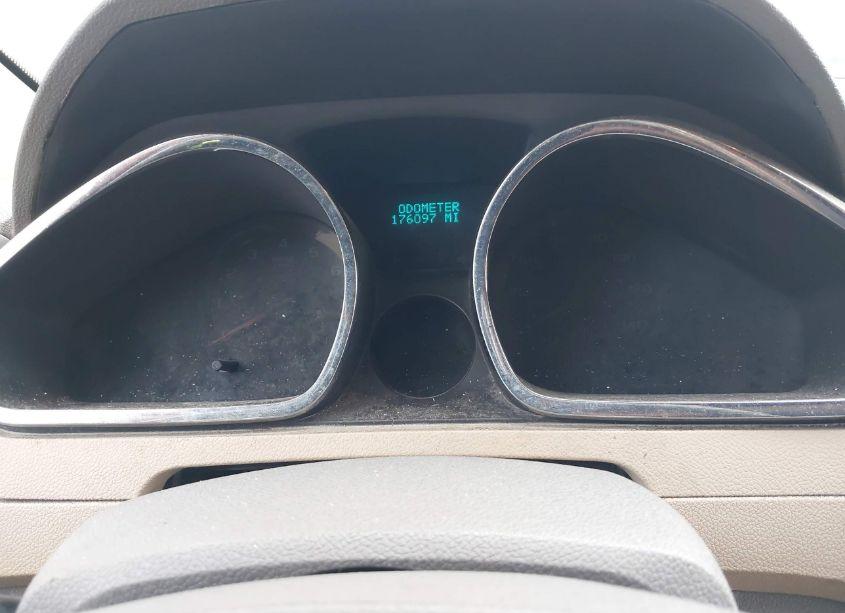 Photo 7 of 2010 Chevrolet Traverse LT (VIN 1GNLVGED9AS140161)