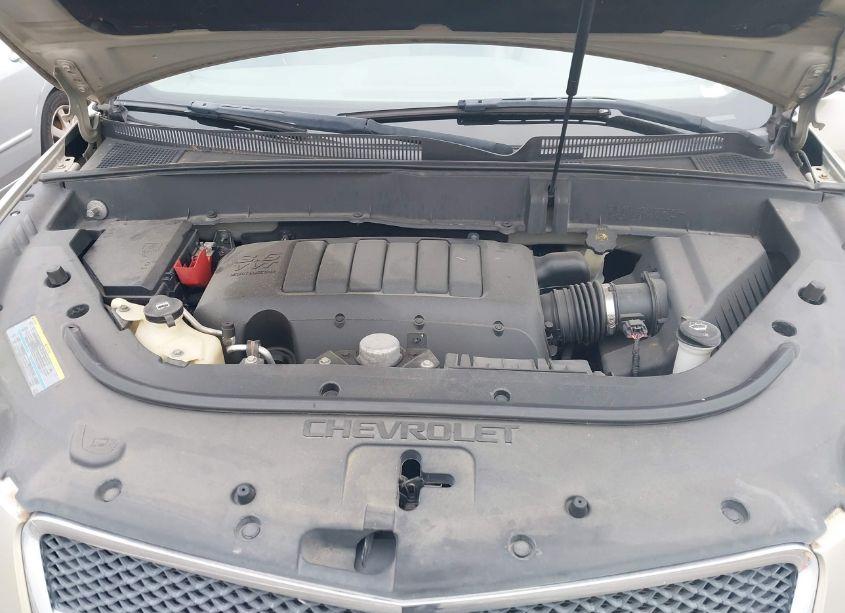 Photo 10 of 2010 Chevrolet Traverse LT (VIN 1GNLVGED9AS145327)
