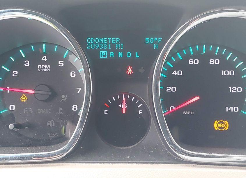Photo 7 of 2010 Chevrolet Traverse LT (VIN 1GNLVGED9AS145327)