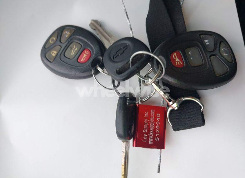 Photo 11 of 2010 Chevrolet Traverse LT (VIN 1GNLVGEDXAS147894)