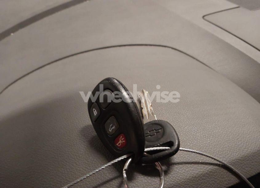 Photo 11 of 2010 Chevrolet Traverse LT (VIN 1GNLVGEDXAS150312)