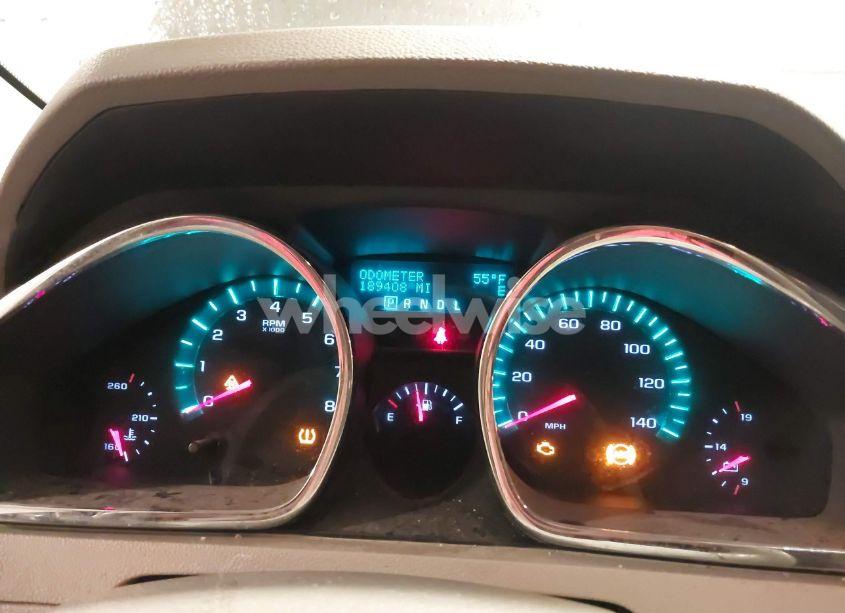 Photo 7 of 2010 Chevrolet Traverse LT (VIN 1GNLVGEDXAS150312)