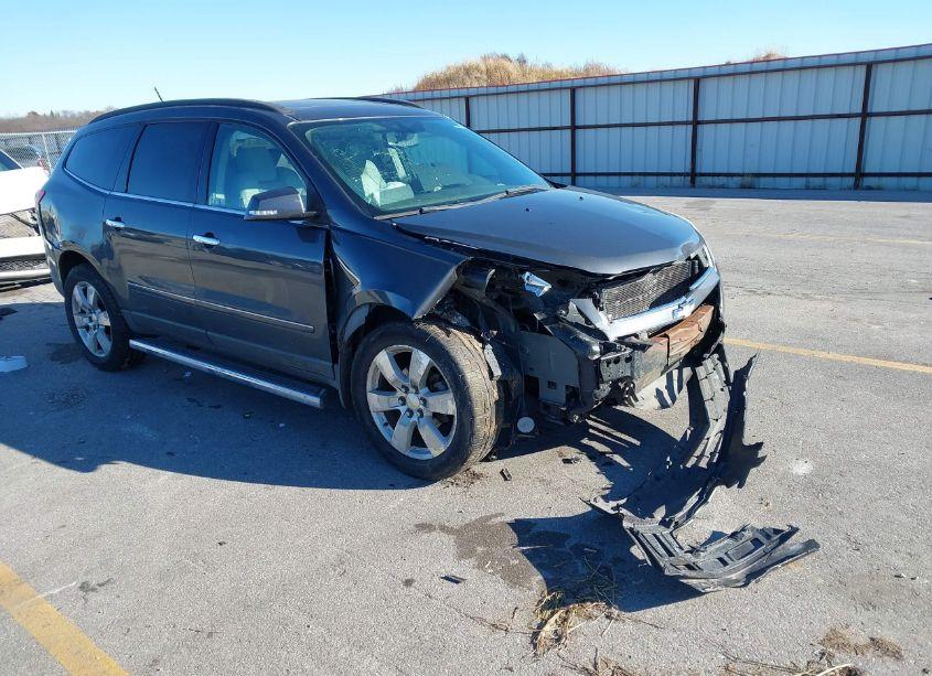 2010 Chevrolet Traverse LTZ (VIN 1GNLVHED1AS106849) main photo