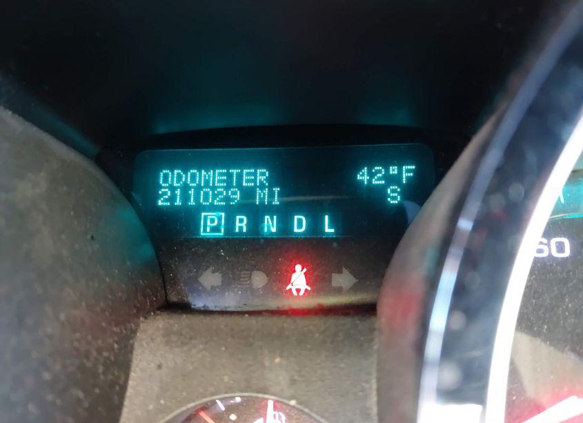 Photo 16 of 2010 Chevrolet Traverse LTZ (VIN 1GNLVHED1AS106849)