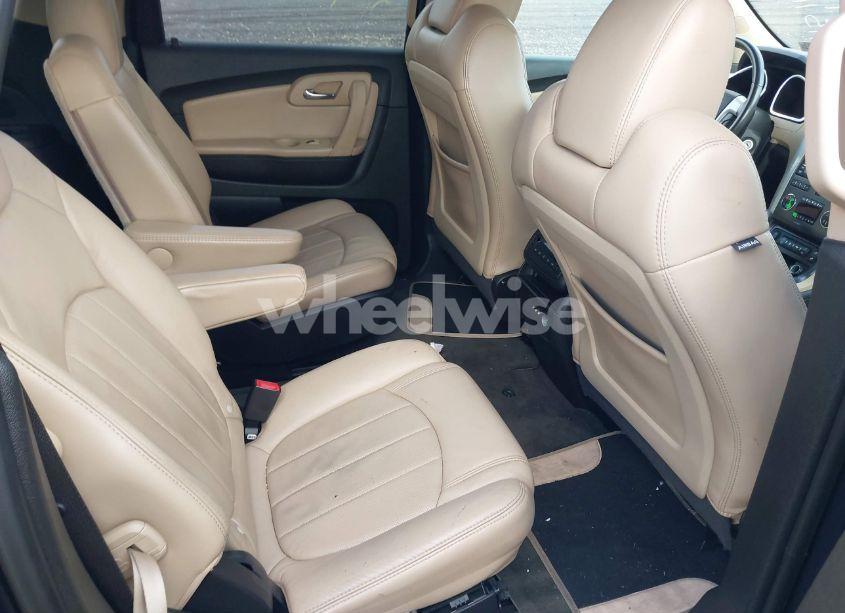 Photo 8 of 2010 Chevrolet Traverse LTZ (VIN 1GNLVHED6AS115756)