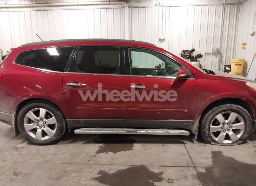 Photo 13 of 2010 Chevrolet Traverse LTZ (VIN 1GNLVHED9AS146306)