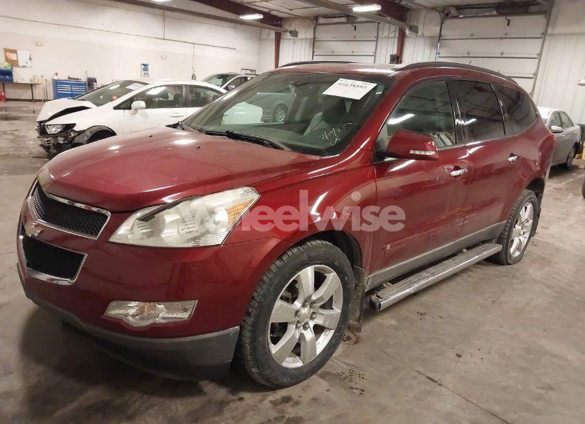 Photo 2 of 2010 Chevrolet Traverse LTZ (VIN 1GNLVHED9AS146306)
