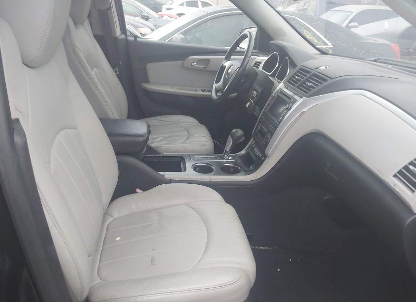 Photo 5 of 2010 Chevrolet Traverse LTZ (VIN 1GNLVHEDXAS105599)