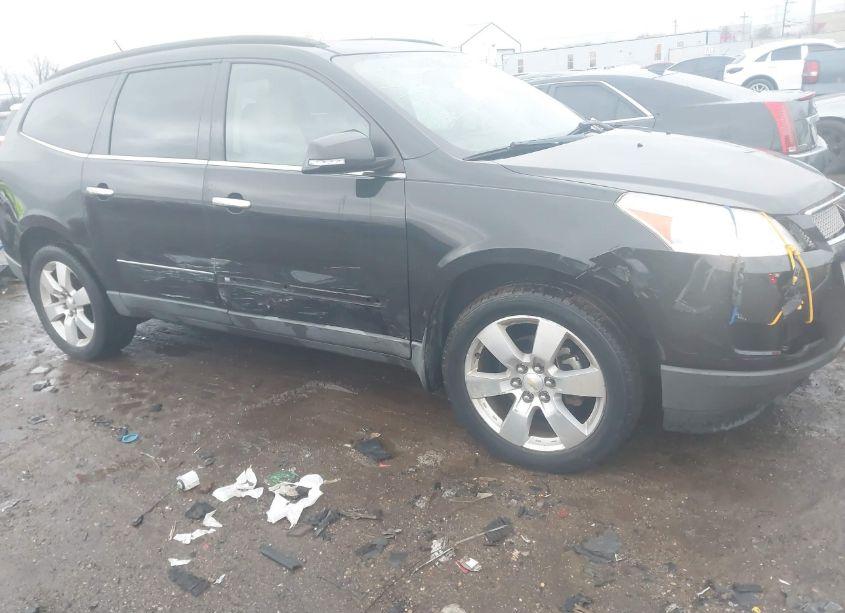 Photo 6 of 2010 Chevrolet Traverse LTZ (VIN 1GNLVHEDXAS105599)