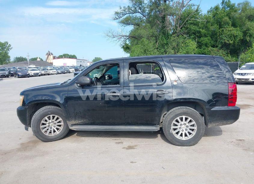 Photo 14 of 2010 Chevrolet Tahoe LS (VIN 1GNMCAE00AR175361)