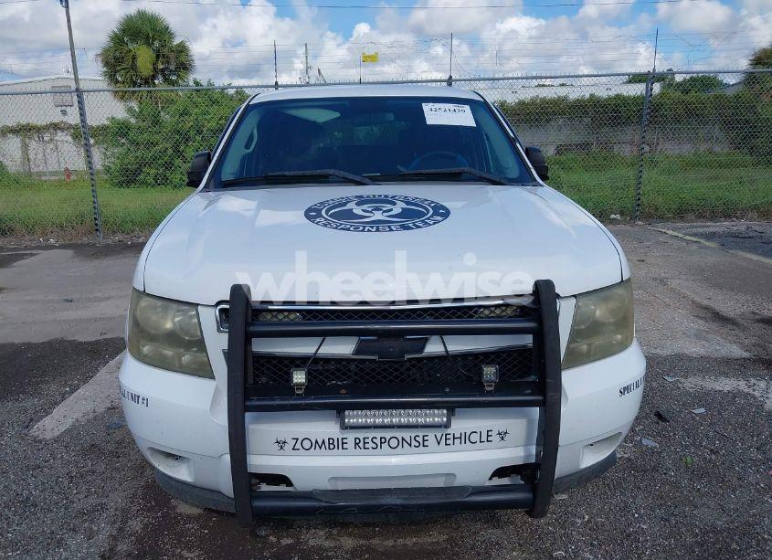 Photo 6 of 2010 Chevrolet Tahoe LS (VIN 1GNMCAE01AR262122)