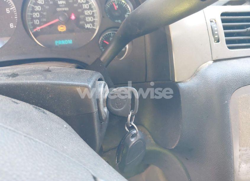 Photo 11 of 2010 Chevrolet Tahoe LS (VIN 1GNMCAE03AR137185)