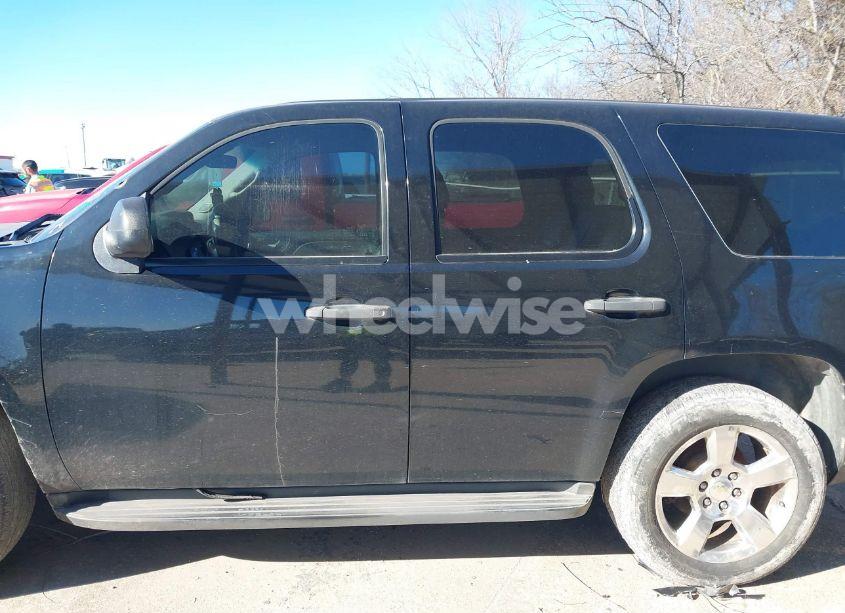 Photo 14 of 2010 Chevrolet Tahoe LS (VIN 1GNMCAE03AR137185)