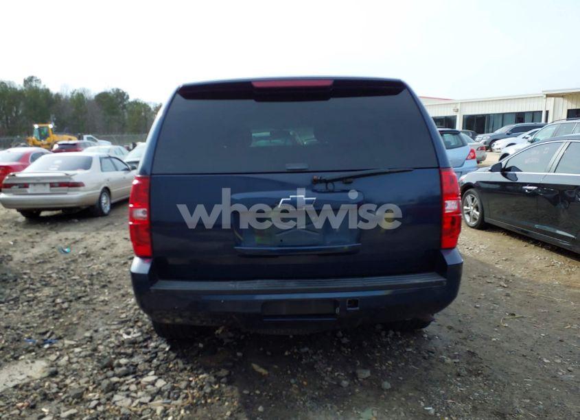 Photo 16 of 2010 Chevrolet Tahoe LS (VIN 1GNMCAE03AR256919)