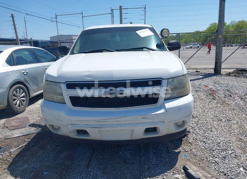 Photo 12 of 2010 Chevrolet Tahoe LS (VIN 1GNMCAE05AR263340)