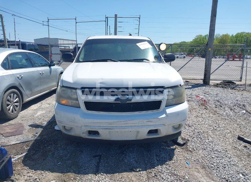 Photo 6 of 2010 Chevrolet Tahoe LS (VIN 1GNMCAE05AR263340)