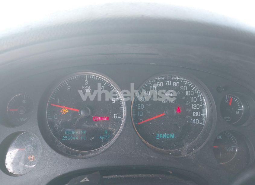 Photo 7 of 2010 Chevrolet Tahoe LS (VIN 1GNMCAE05AR263340)